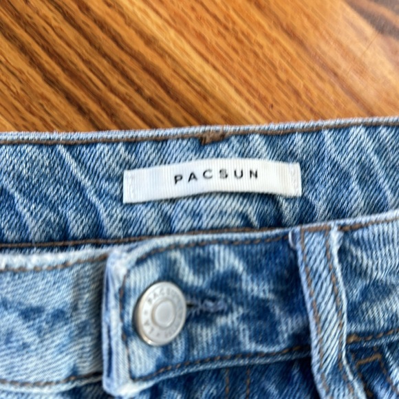 PacSun Mom jeans - Picture 2 of 3